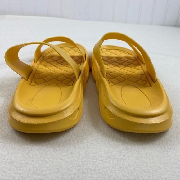 PONY Women’s Slides Pool Beach Sandals Flip Flops Yellow Size 7 - Picture 4 of 7
